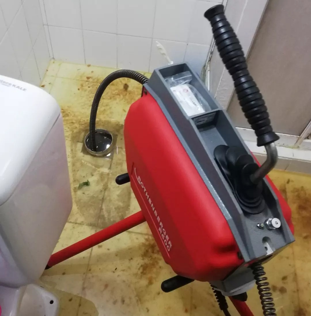 Tıkanmış gider açma